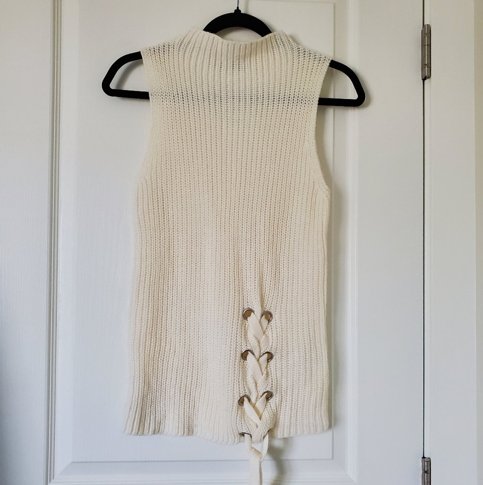 🌵DEVOTED Knit Sleeveless Ivory Top Sz. Small